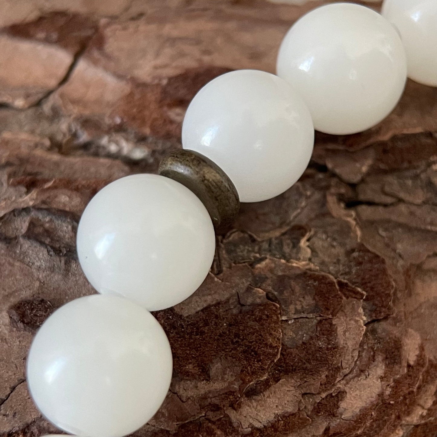 Old Wood — Minimalist White Bodhi Seed & Amber Beaded Bracelet