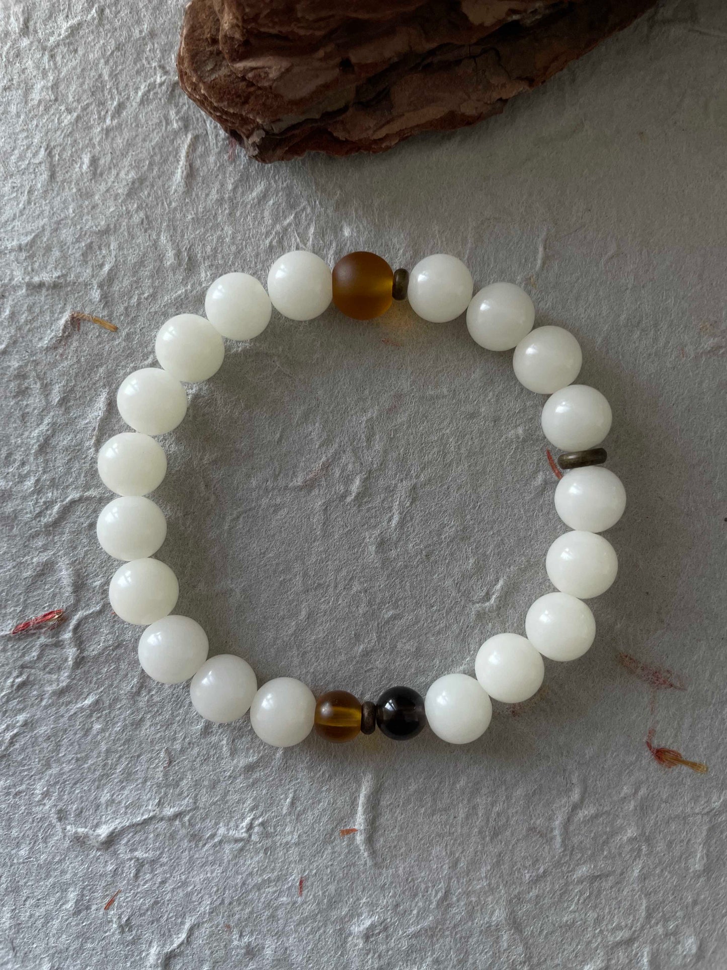 Old Wood — Minimalist White Bodhi Seed & Amber Beaded Bracelet