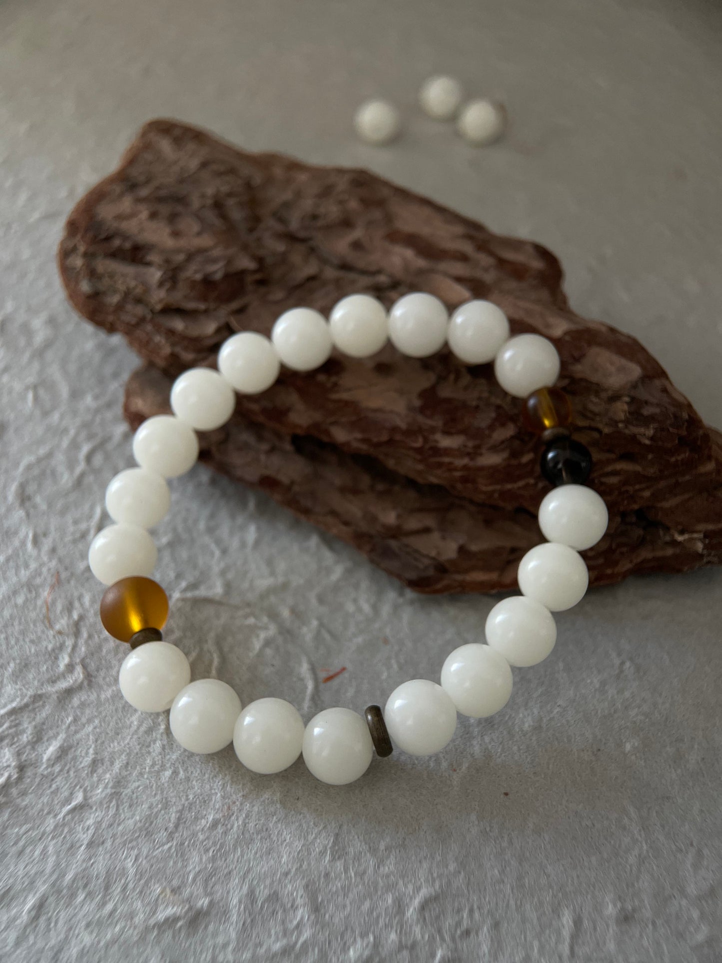 Old Wood — Minimalist White Bodhi Seed & Amber Beaded Bracelet