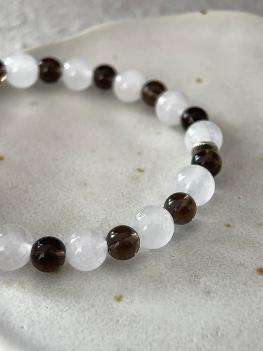 Tea Mist – White Chalcedony, Smoky Quartz & Gray Agate Beaded Bracelet